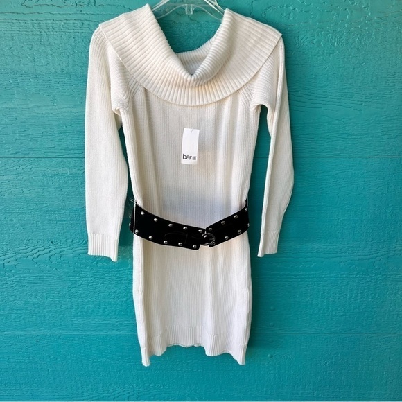 CLEARANCE BAR III IVORY BELTED SWEATER DRESS SIZE SMALL NWT - Picture 4 of 8